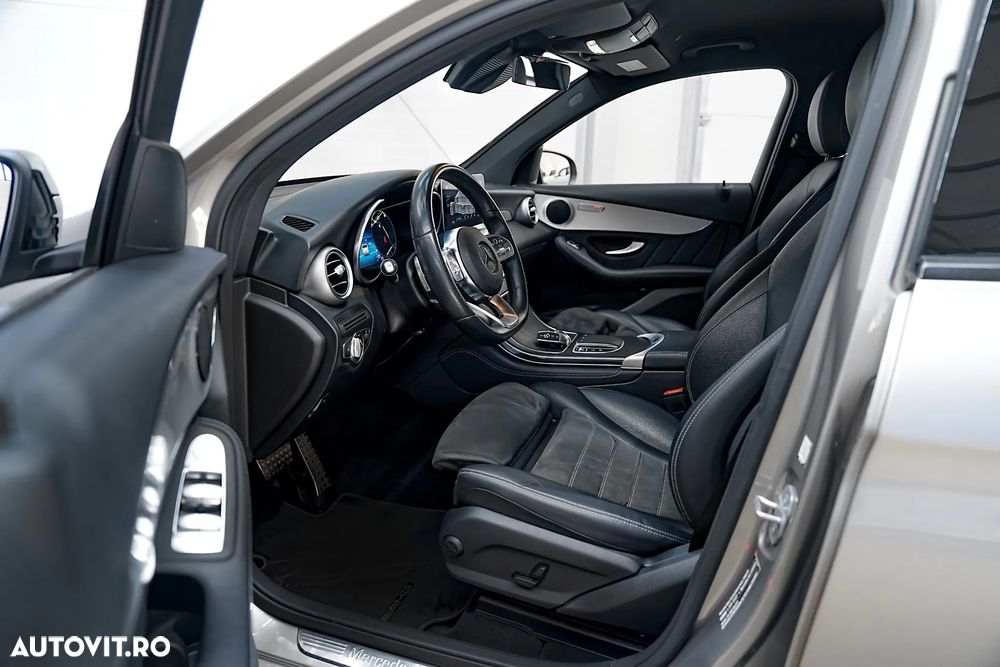 Mercedes-Benz GLC 300 e 4Matic 9G-TRONIC AMG Line Plus - 6