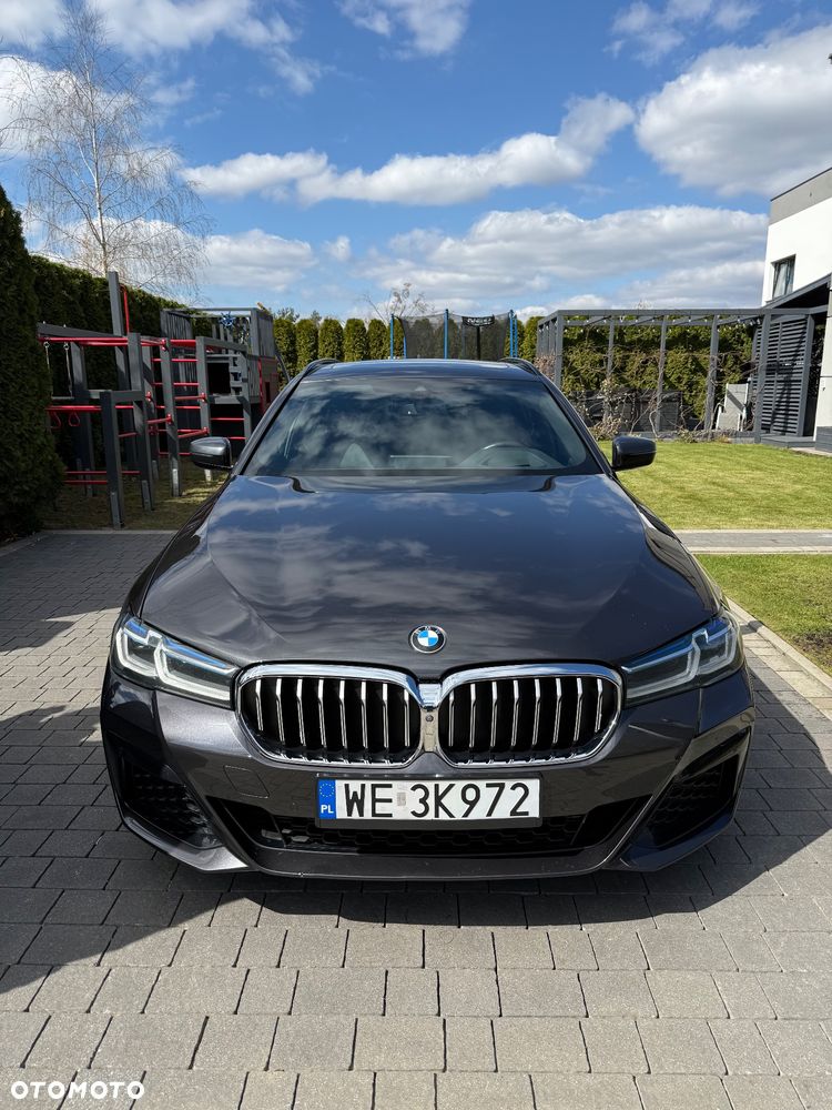 BMW Seria 5 520d xDrive Luxury Line sport - 3