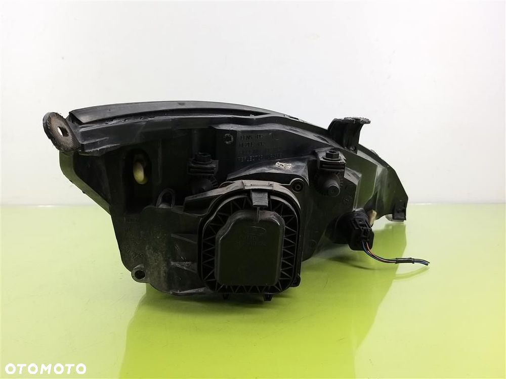 Reflektor lampa przód prawa Ford Focus Mk1 1998-2001 PRZED LIFT EUROPA - 6