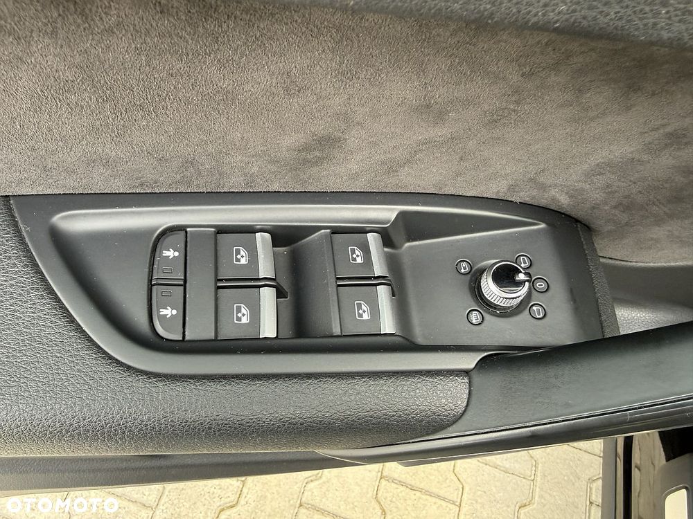 Audi Q5 2.0 TDI Quattro Design S tronic - 12