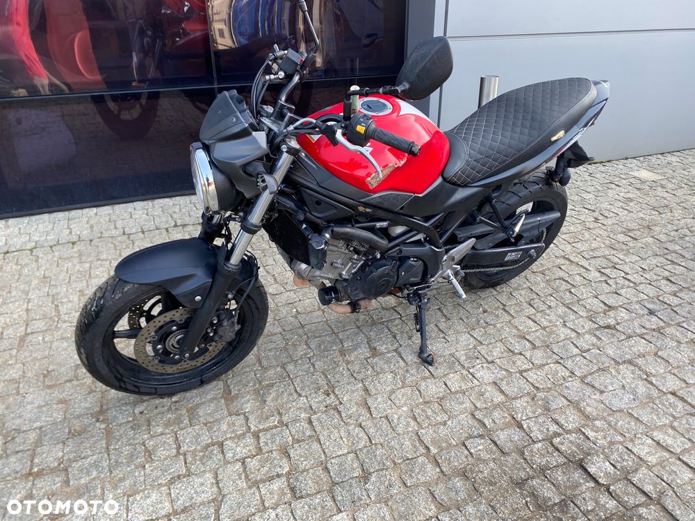 Suzuki SV - 6