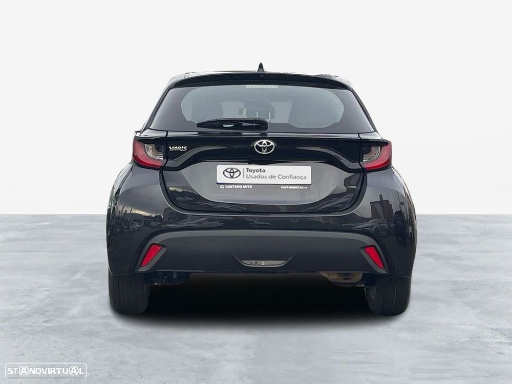 Toyota Yaris - 4