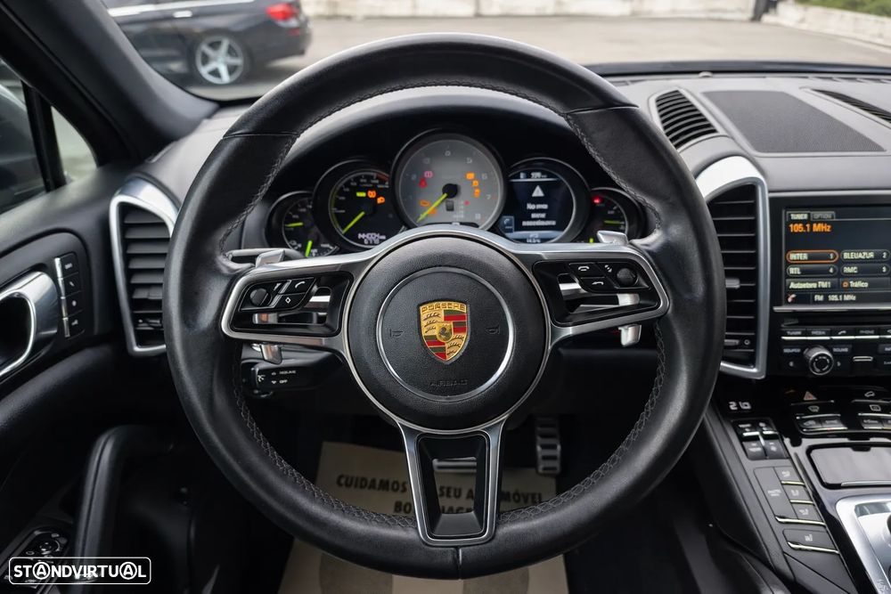 Porsche Cayenne S E-Hybrid - 9