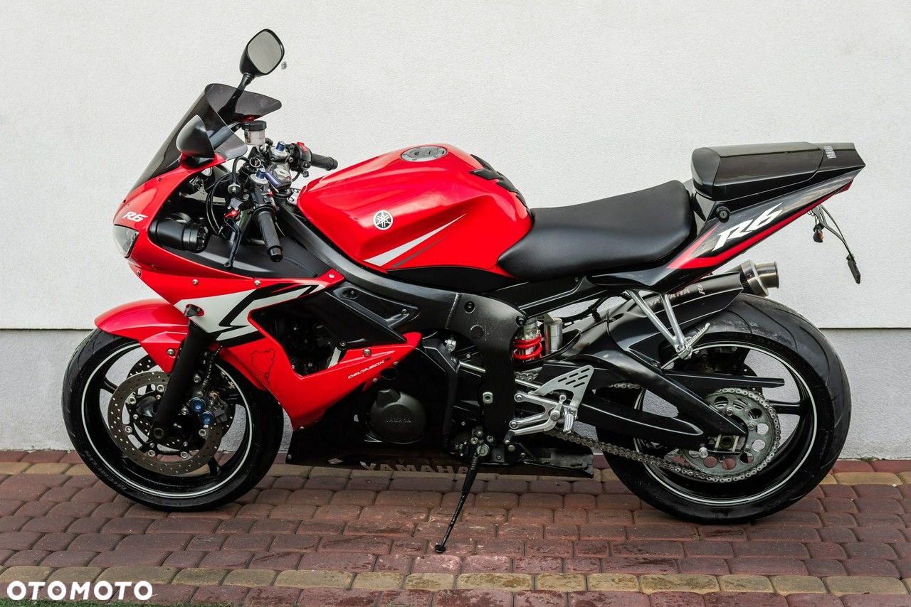 Yamaha R6 - 6