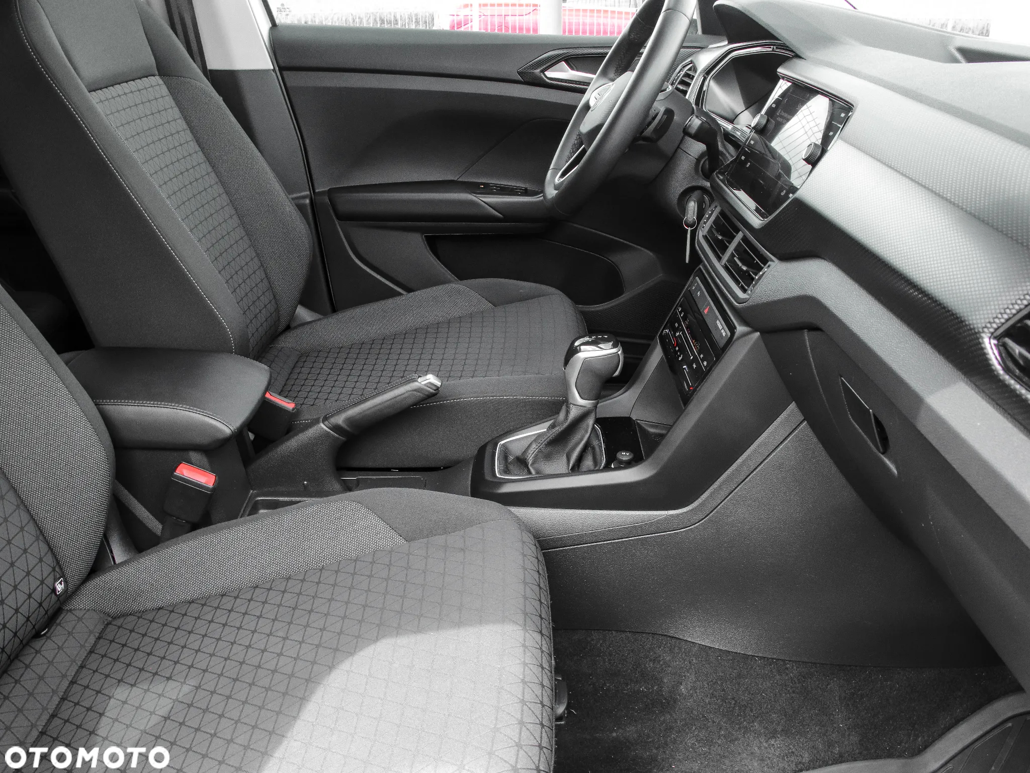 Volkswagen T-Cross 1.5 TSI ACT Life DSG - 12