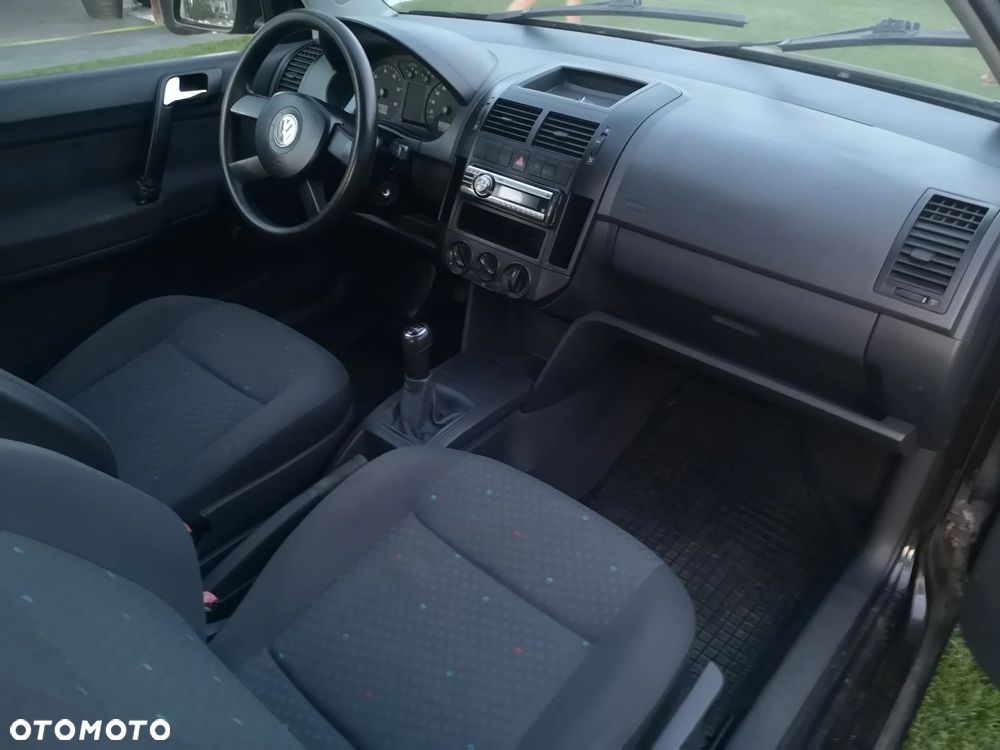 Volkswagen Polo 1.2 - 11