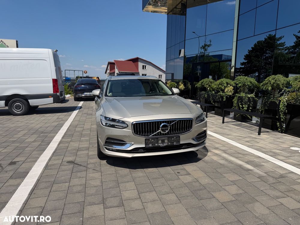 Volvo V90 - 2