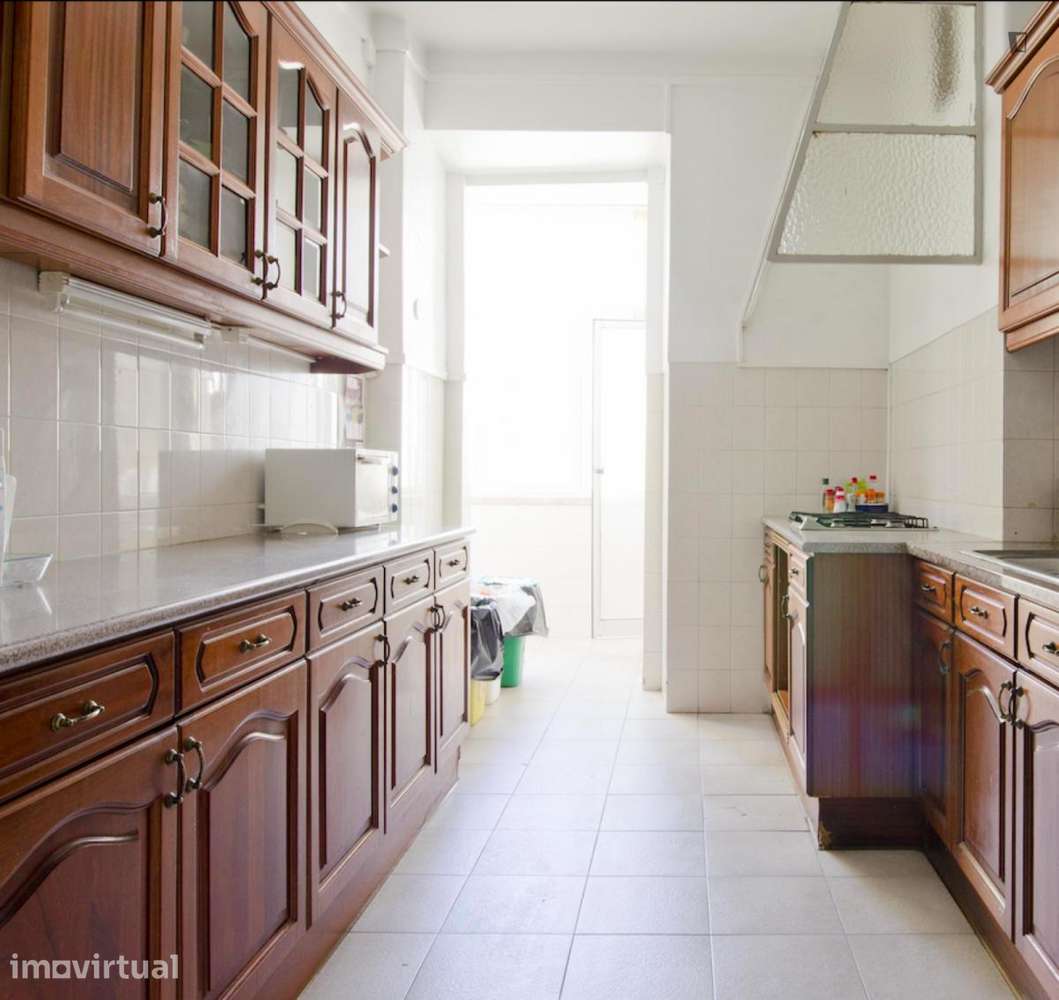 Quarto - localizado em Saldanha Lisbon - Grande imagem: 2/28