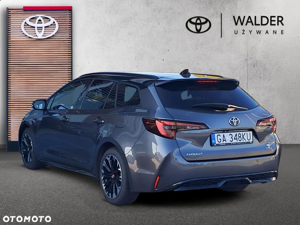 Toyota Corolla - 3