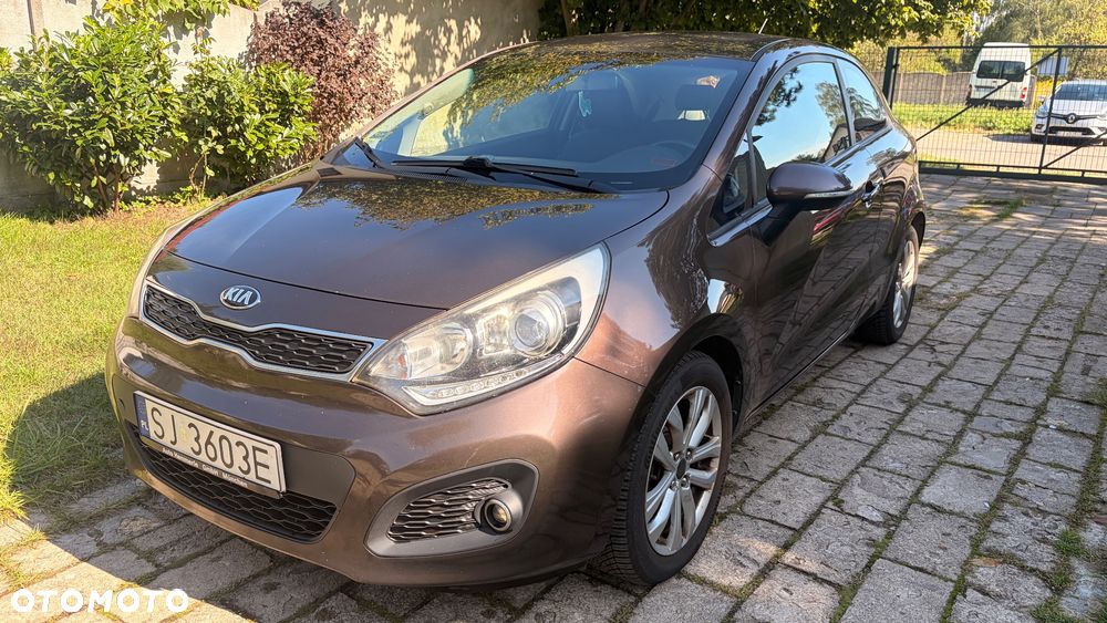 Kia Rio 1.1 crdi M - 2