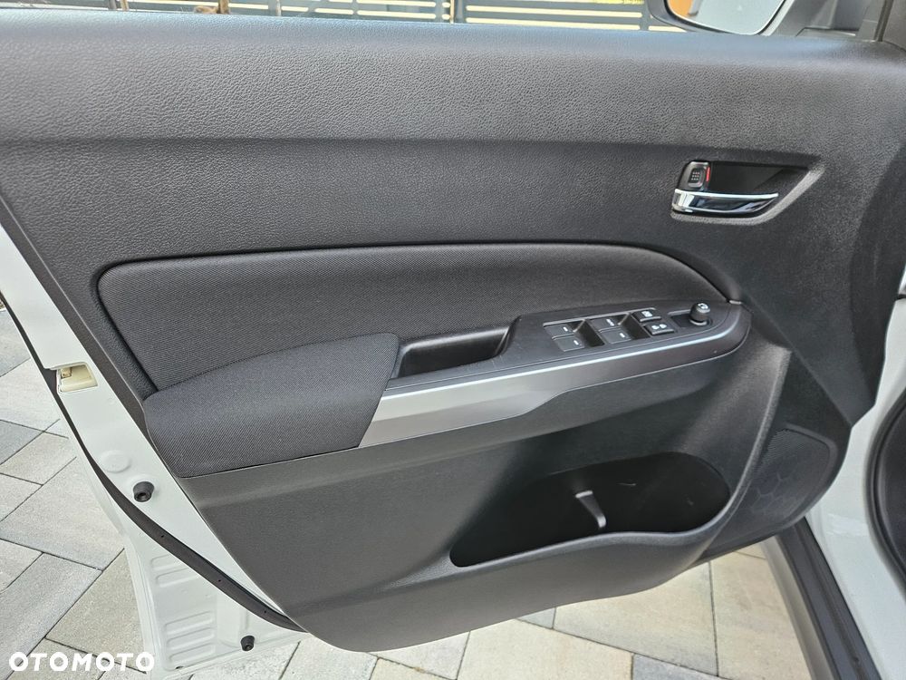 Suzuki Vitara 1.4 Boosterjet mHEV Premium Plus 2WD - 17