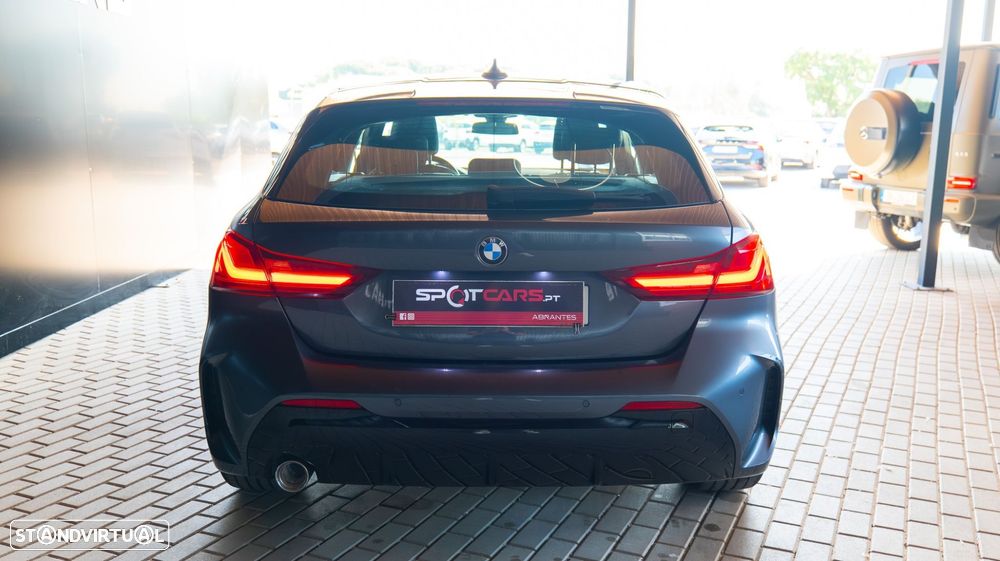 BMW 116 d Pack Desportivo M - 8