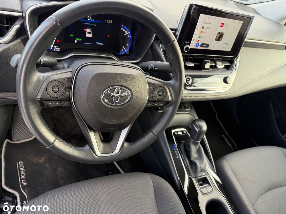 Toyota Corolla 1.8 Hybrid Comfort - 17