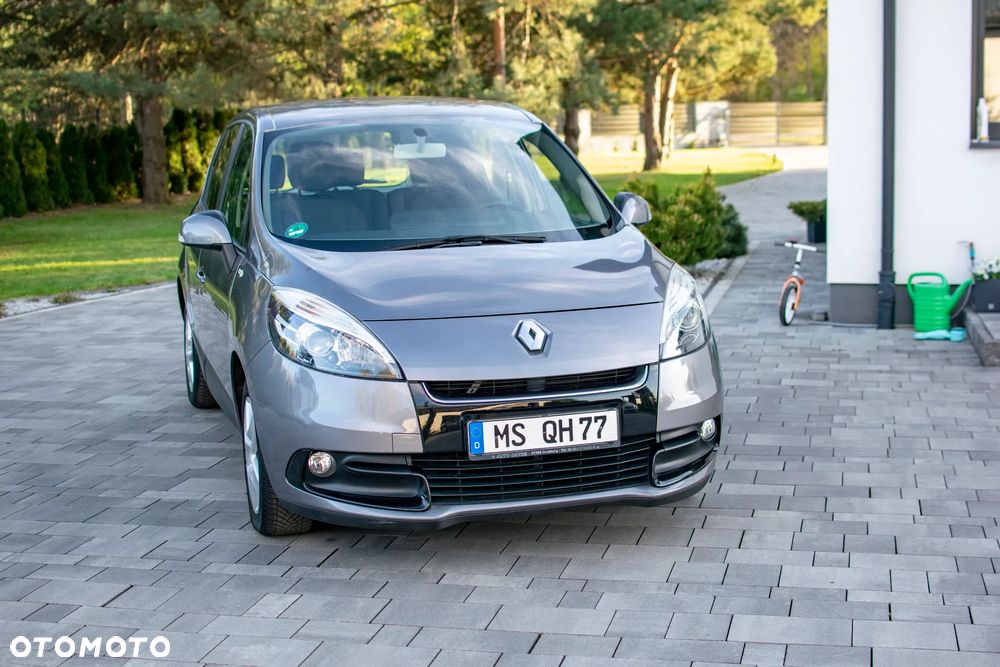 Renault Scenic - 10