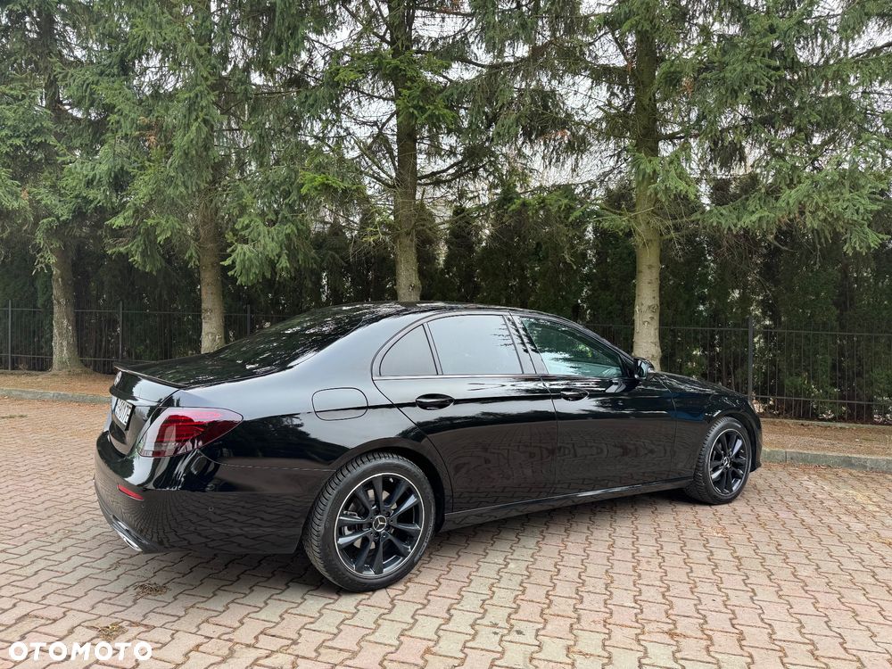 Mercedes-Benz Klasa E 220 d 9G-TRONIC - 8