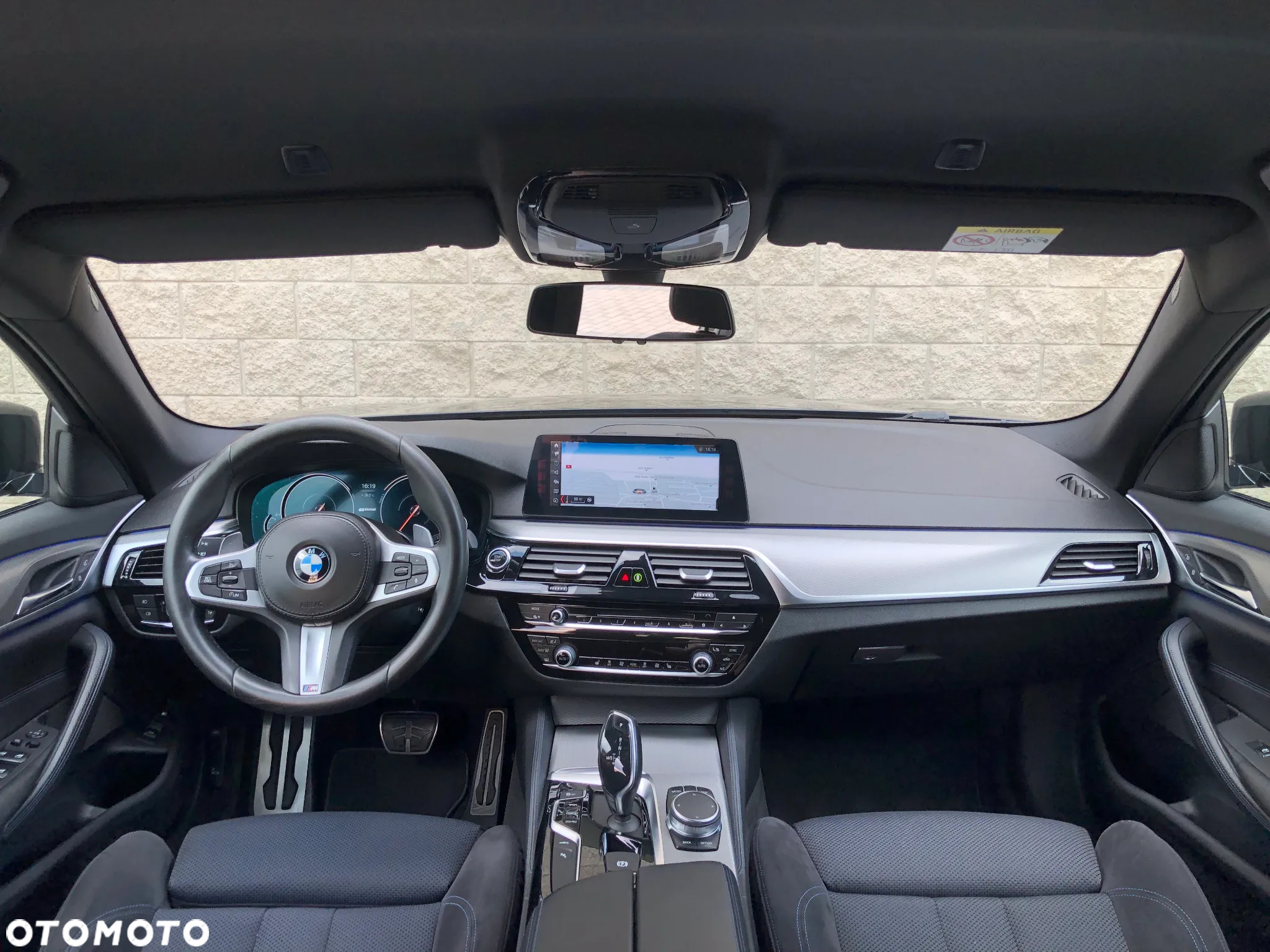 BMW Seria 5 530e iPerformance - 11