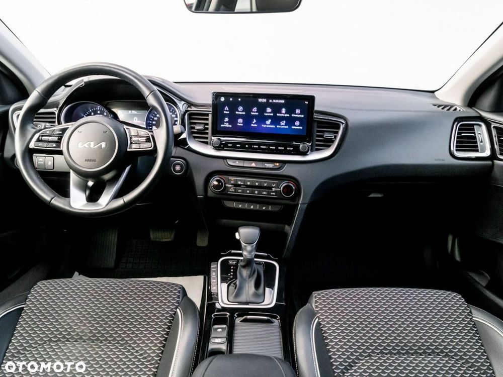 Kia Ceed 1.5 T-GDI Tribute DCT - 29
