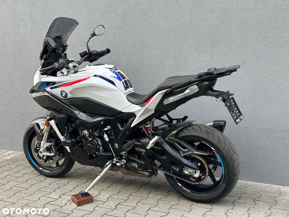 BMW S - 5