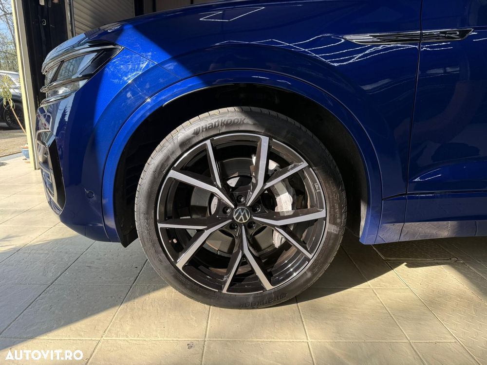 Volkswagen Touareg - 8