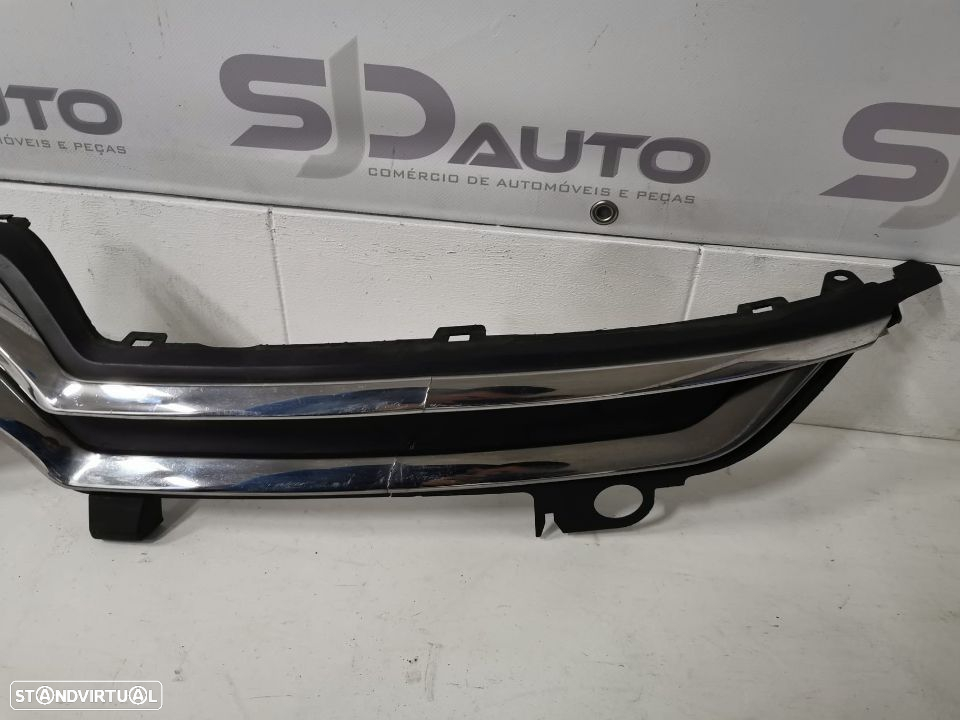 Grelha Frontal - Citroen C4 Picasso / Grand Picasso II - 4