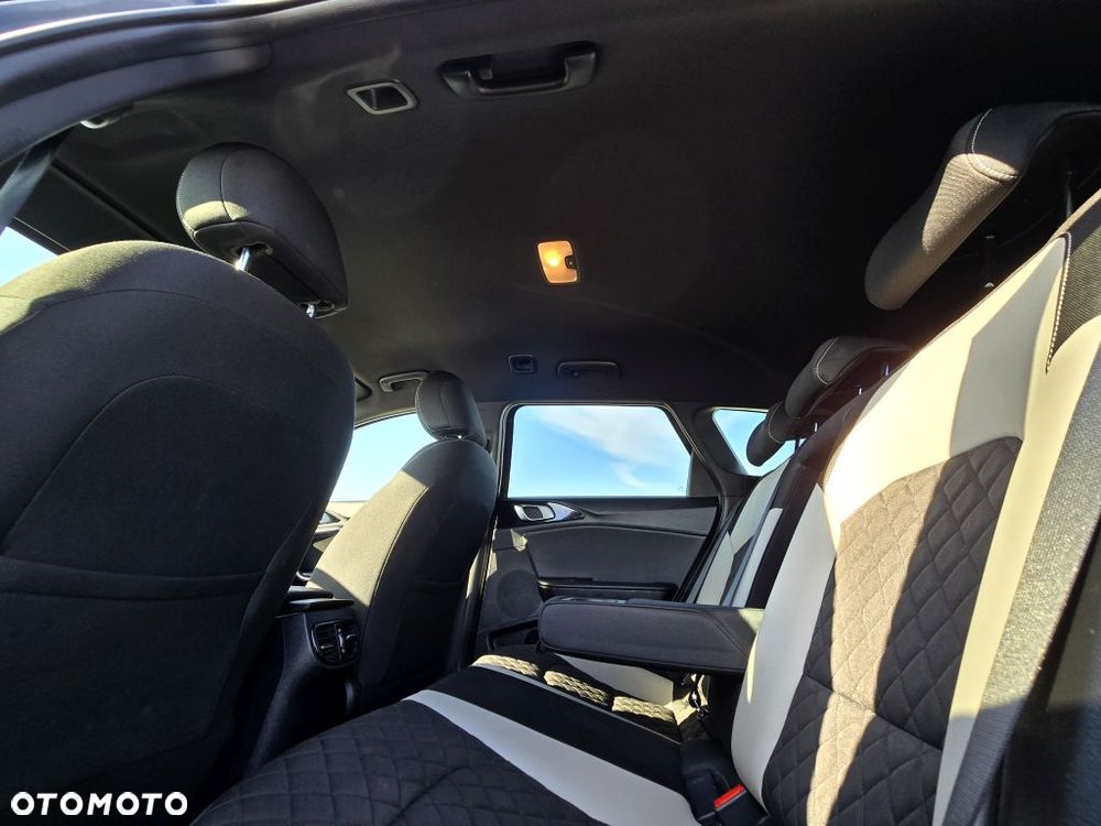 Kia Ceed 1.6 CRDi GT Line - 20