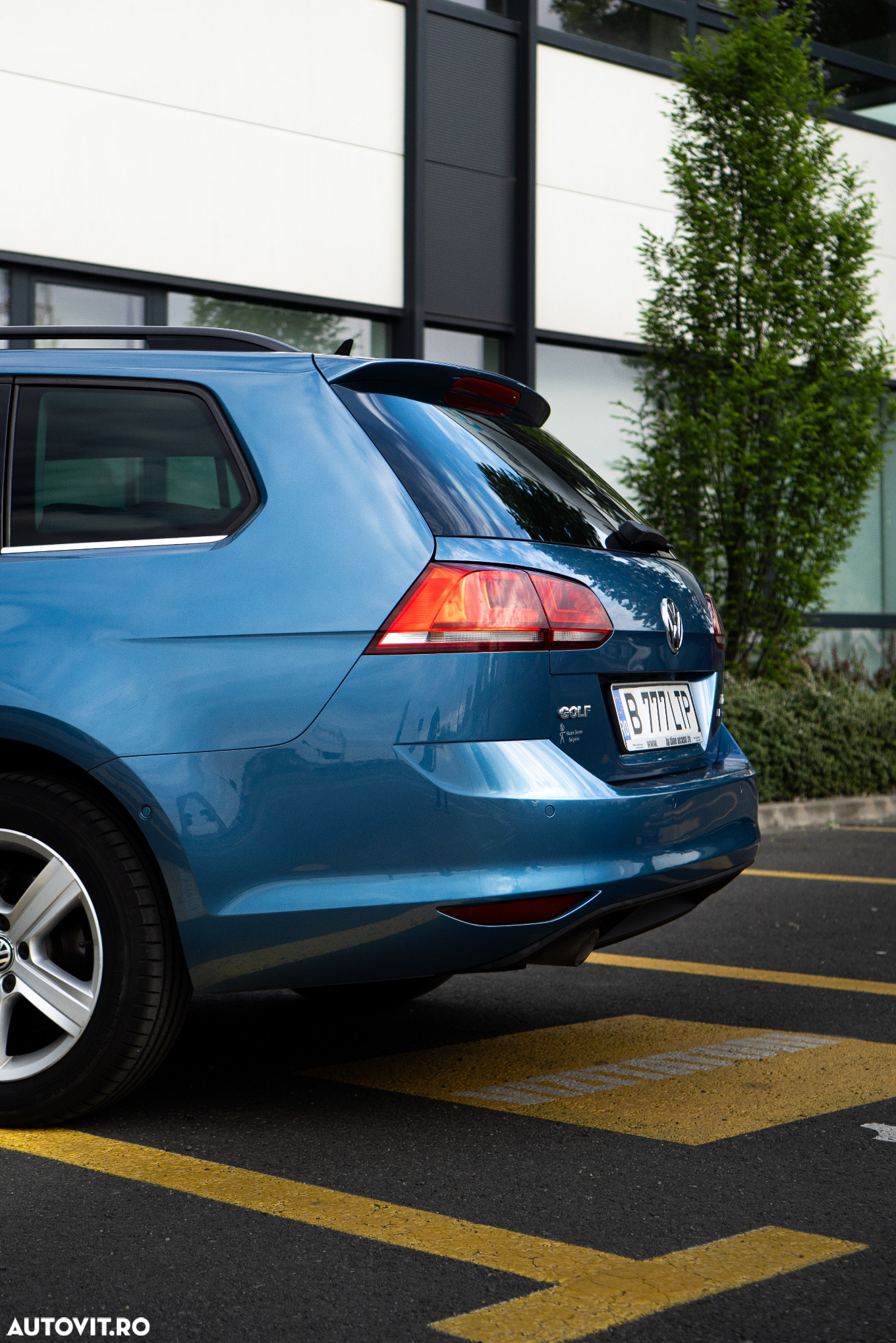 Volkswagen Golf 1.6 TDI DPF BlueMotion Technology Highline - 14