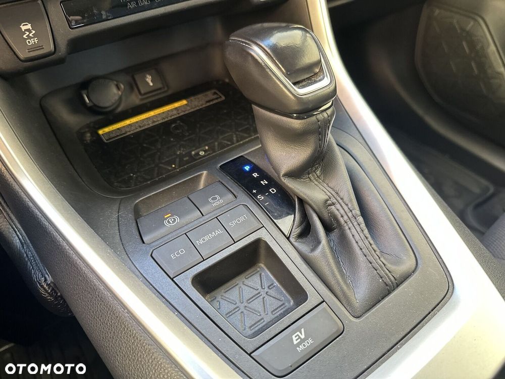 Toyota RAV4 2.5 Hybrid Comfort 4x2 - 24