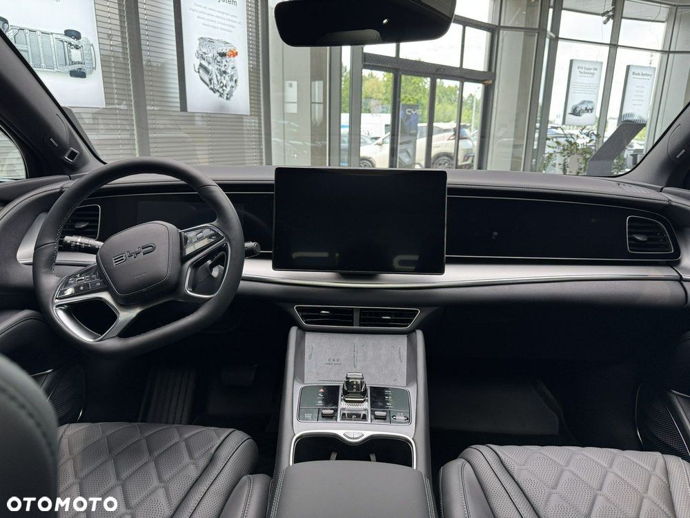 BYD Sealion 7 - 13