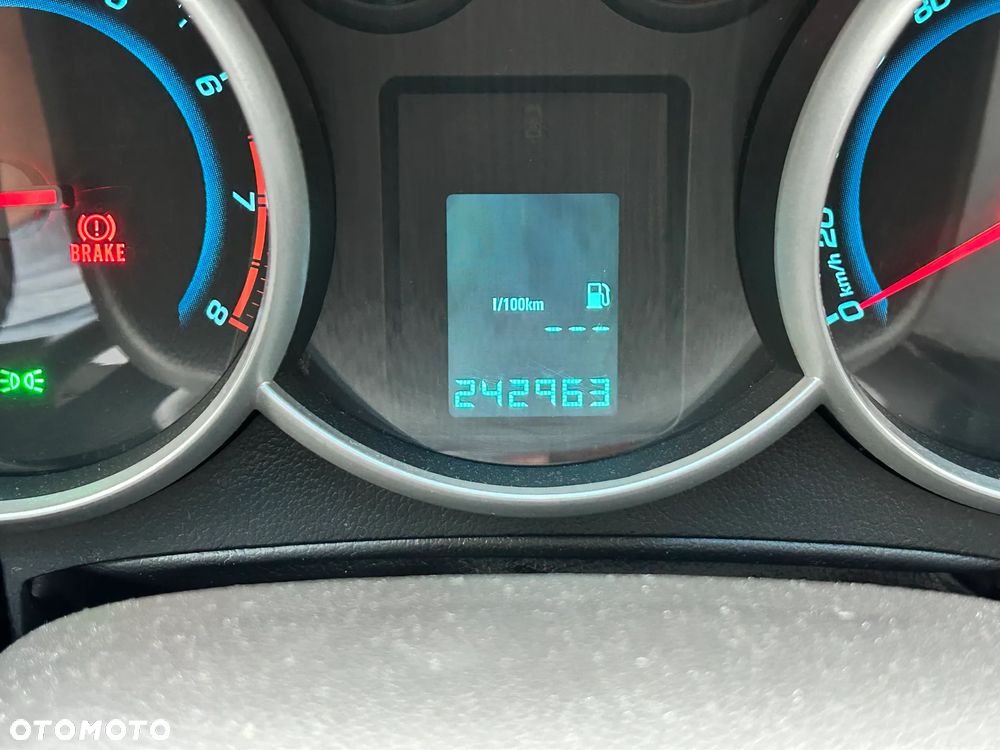 Chevrolet Cruze - 6