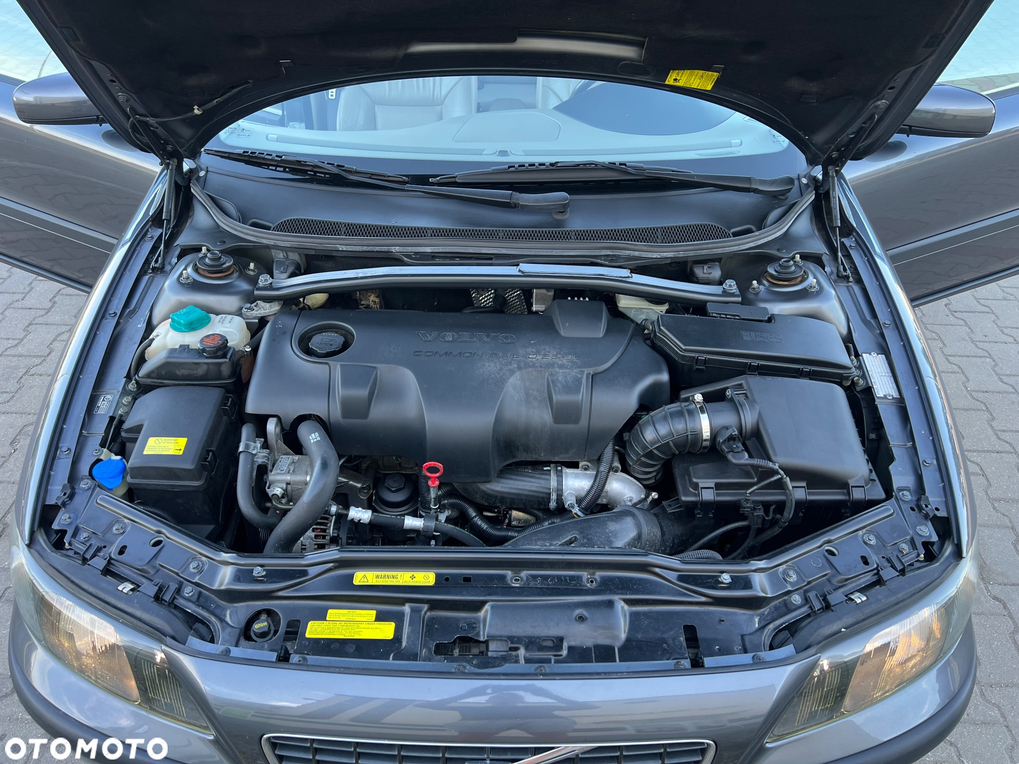 Volvo S60 2.4D - 34