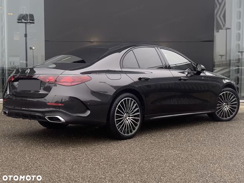 Mercedes-Benz Klasa E - 4