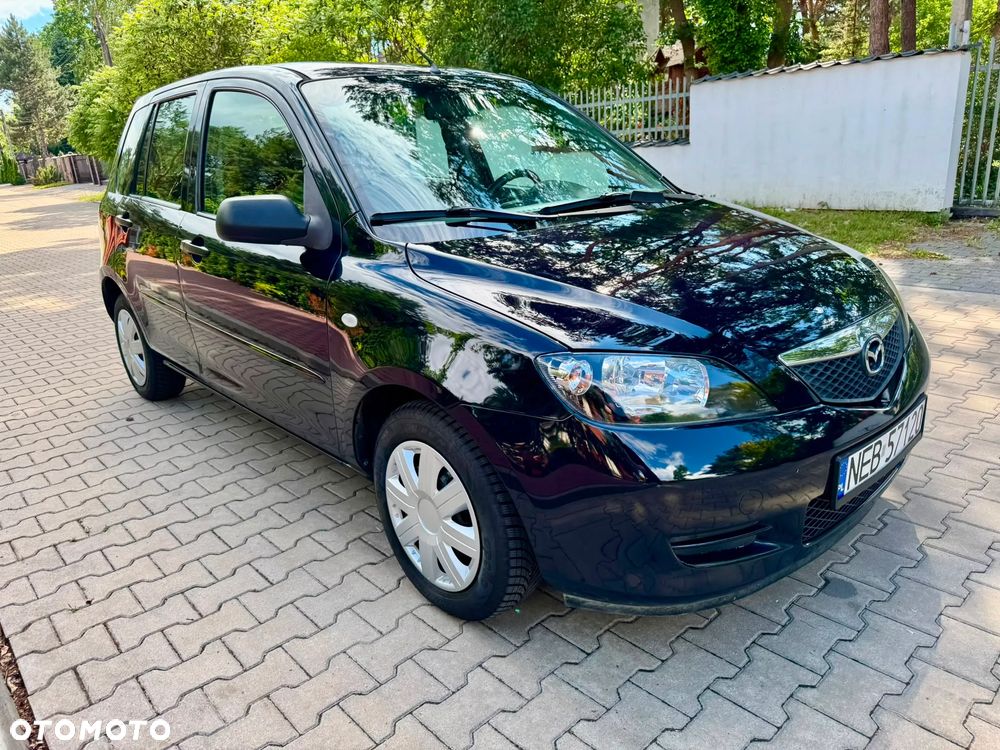 Mazda 2 - 10