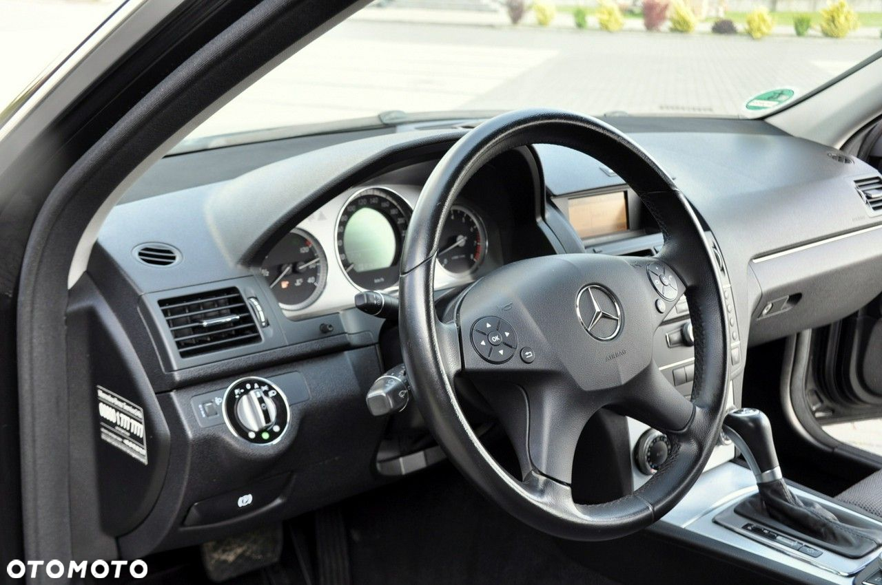 Mercedes-Benz Klasa C - 22
