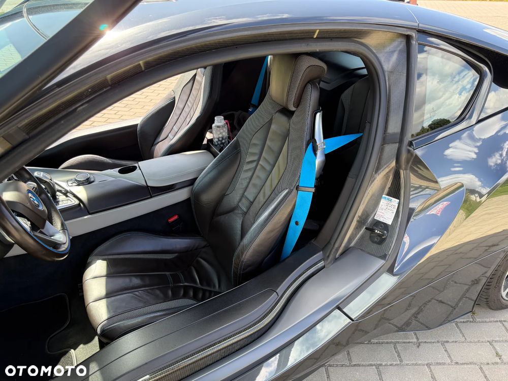 BMW i8 Standard - 12