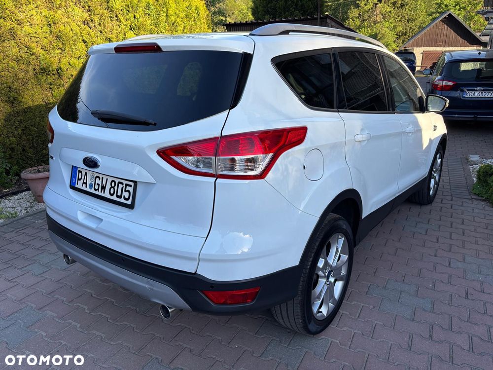 Ford Kuga 2.0 TDCi 4x4 Titanium - 29