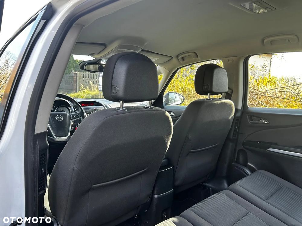 Opel Zafira - 30