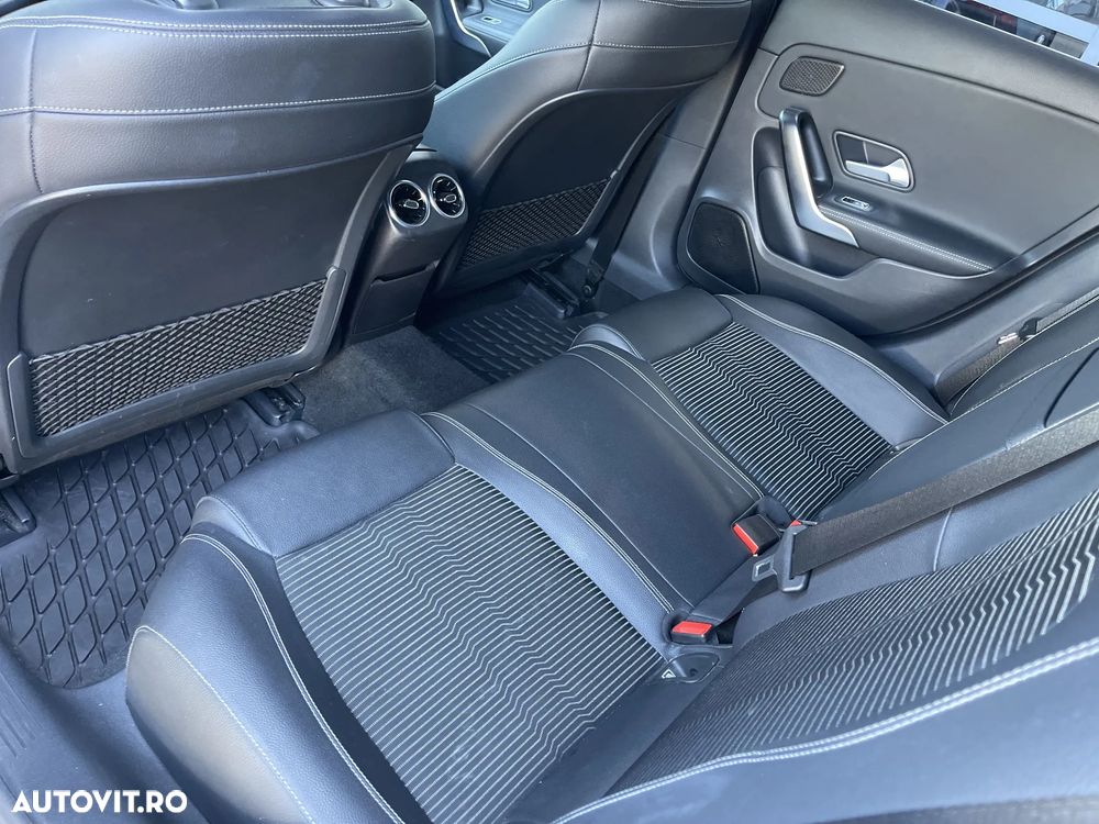 Mercedes-Benz A 200 Sedan 7G-DCT Progressive - 20