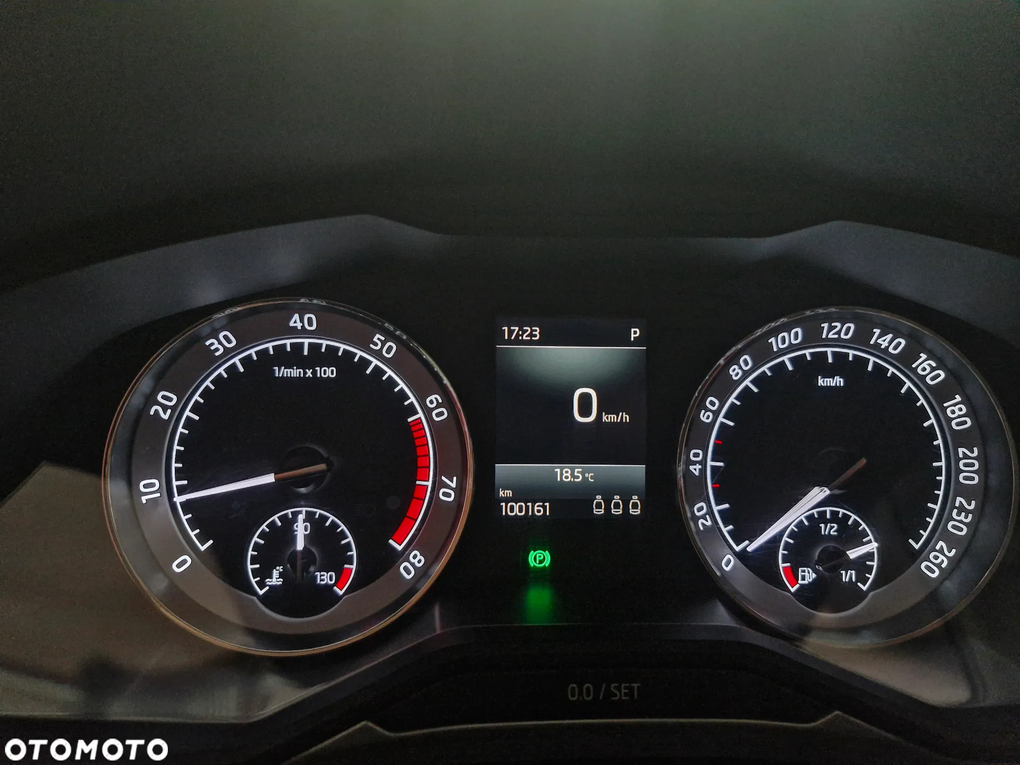 Skoda Superb 2.0 TSI Ambition DSG - 7