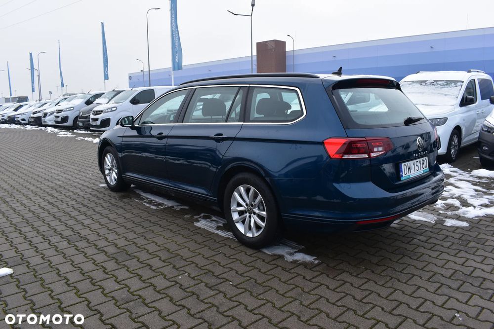 Volkswagen Passat Variant 2.0 TDI EVO Business DSG - 8