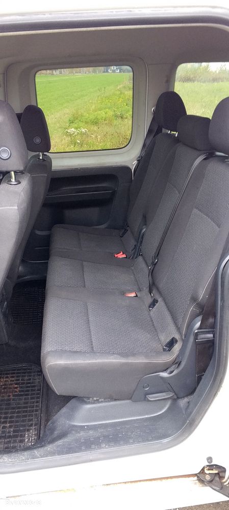 Volkswagen Caddy - 9