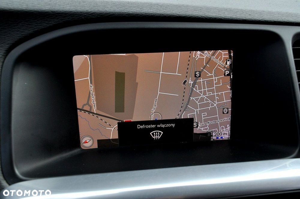 Volvo V60 D2 Momentum - 29