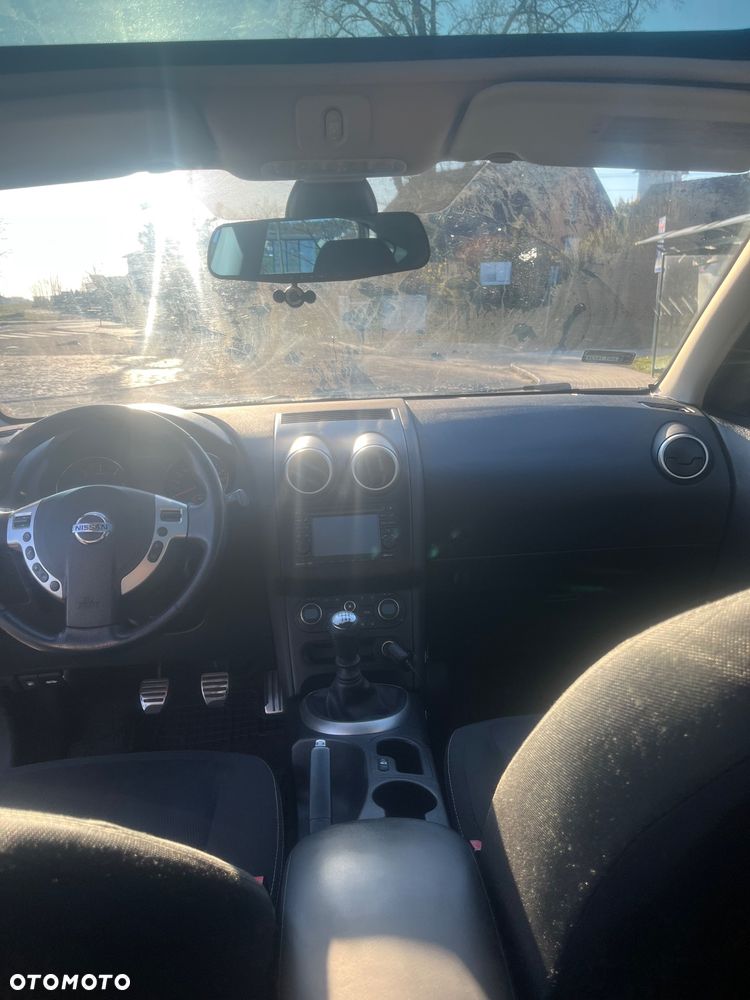 Nissan Qashqai 1.5 dCi DPF 360 - 11