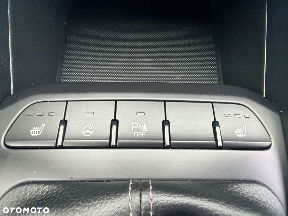 Kia Stonic 1.2 M - 21