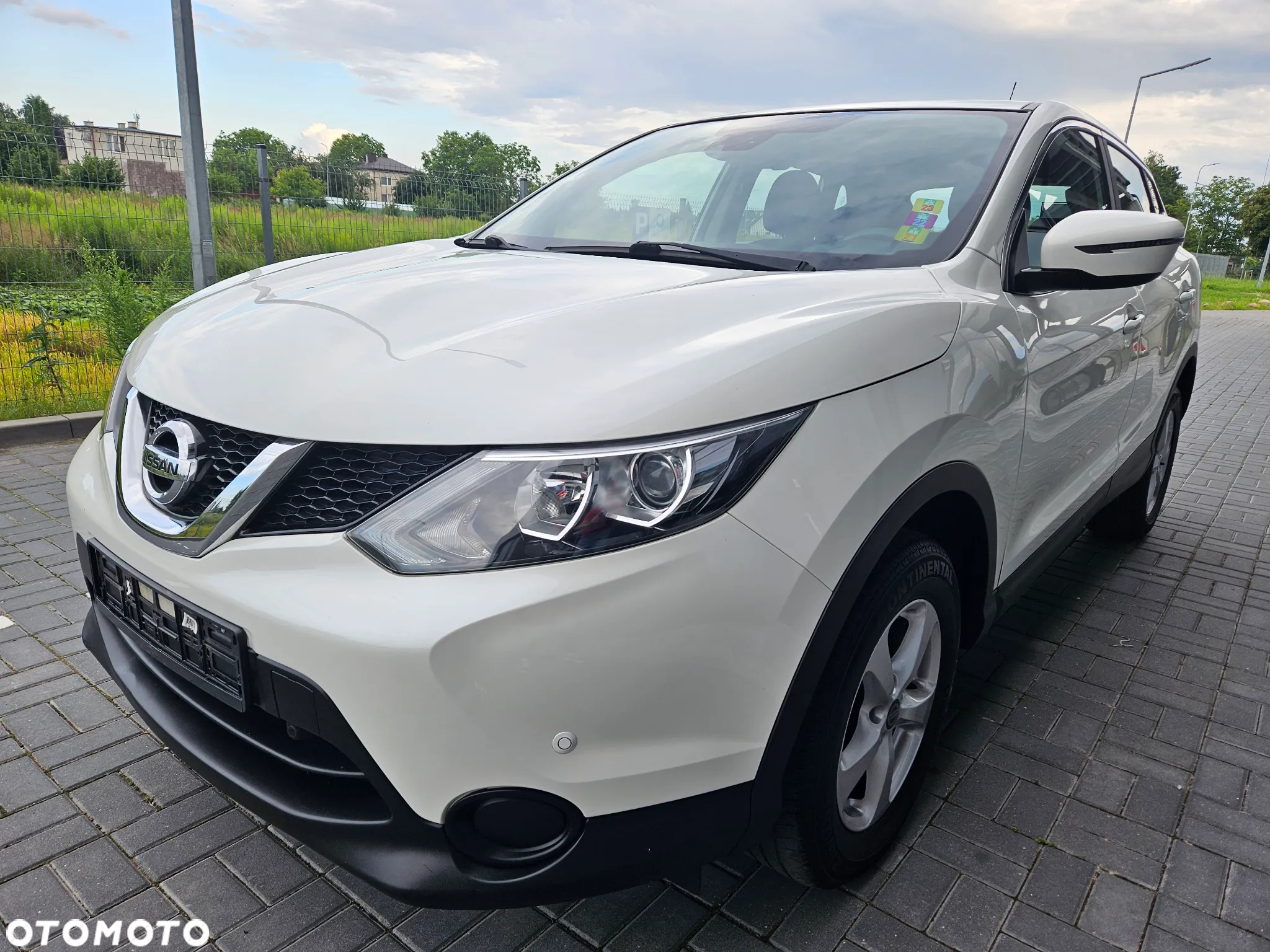 Nissan Qashqai - 2