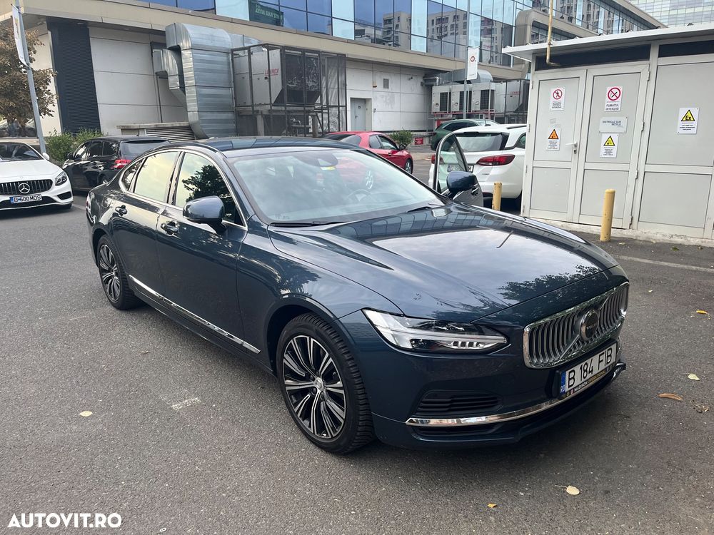 Volvo S90 T8 Twin Engine AWD Geartronic Momentum - 2
