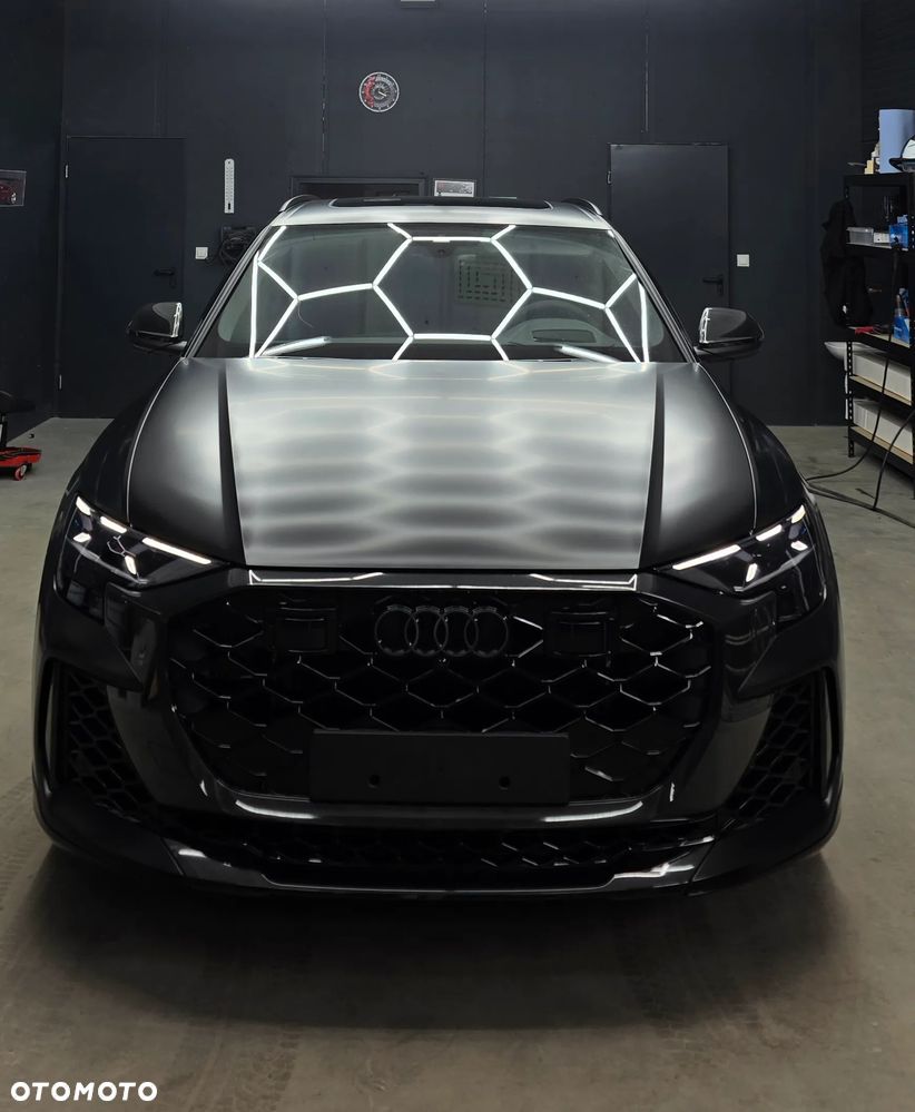 Audi RS Q8 - 1