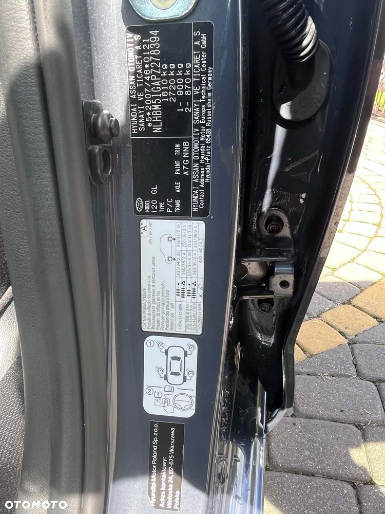 Hyundai i20 - 17