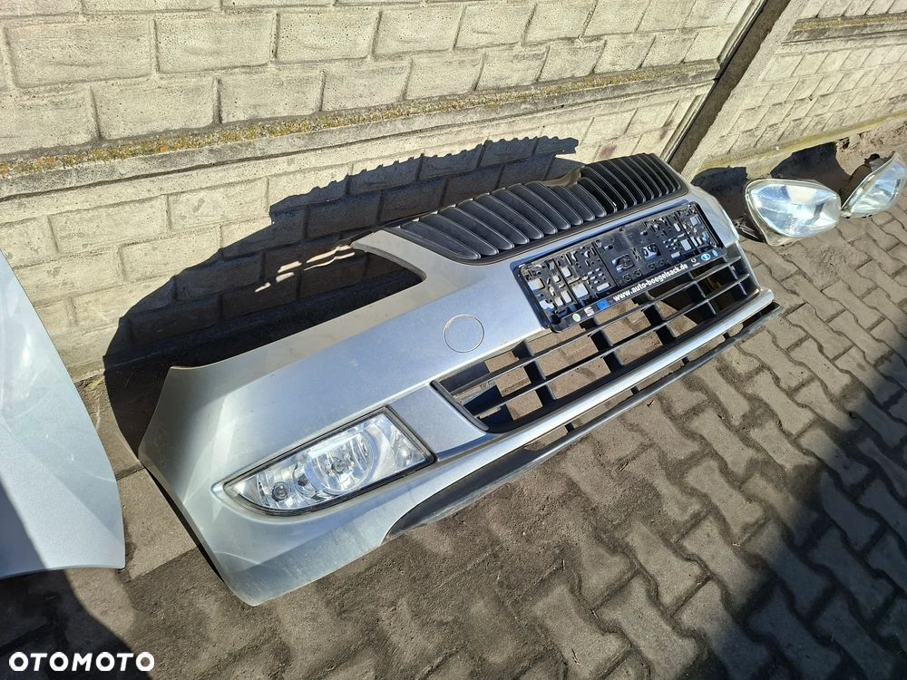 lampa   zderzak blotnik Skoda  Fabia II Lift  ROOMSTER LA7W poznan - 1