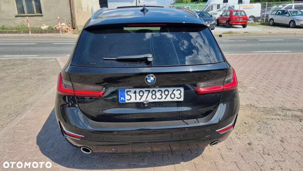 BMW Seria 3 320d Luxury Line Purity sport - 9