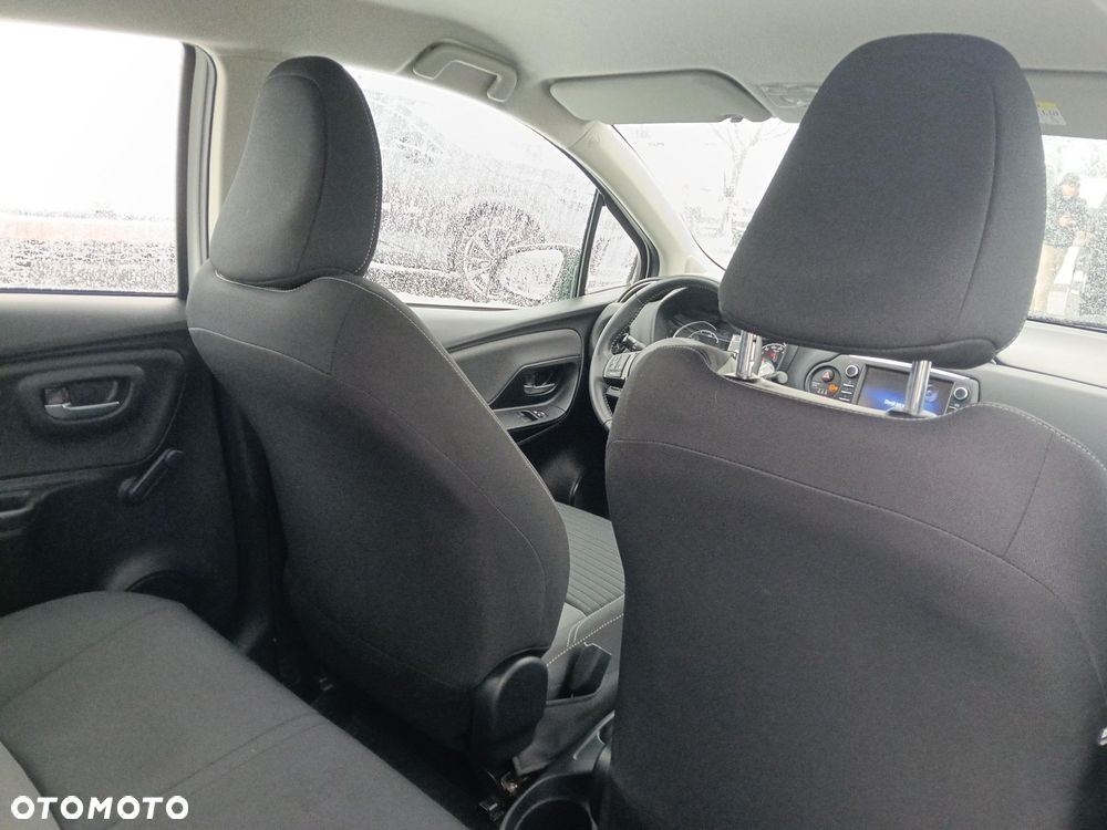 Toyota Yaris - 11